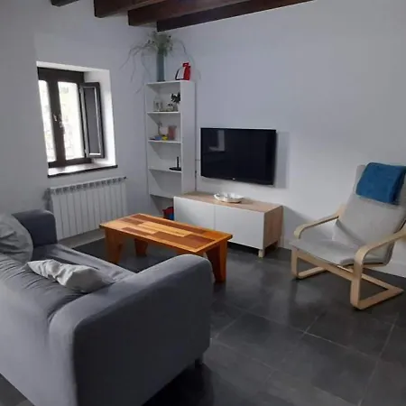 Holiday home Gestiona2r - Casa En Llanes 3 6 Huespedes Cerca De Playas *